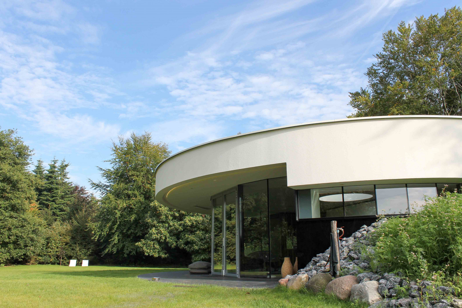 ROND HUIS IN DE BOSSEN