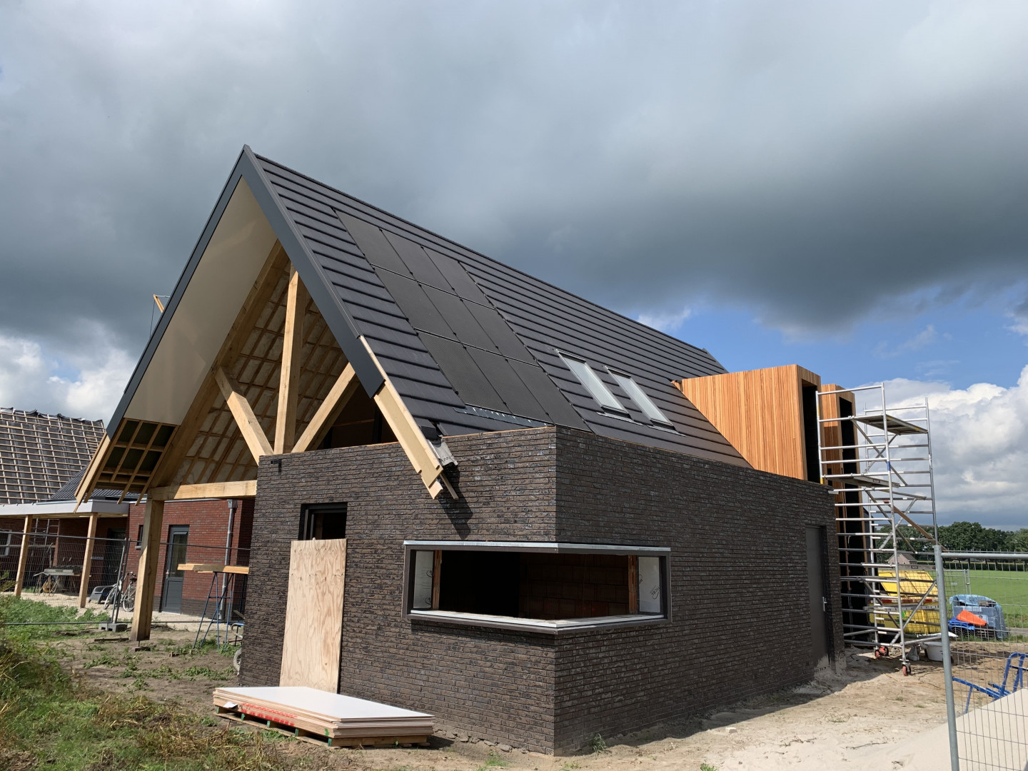 Nieuwbouw moderne woning.