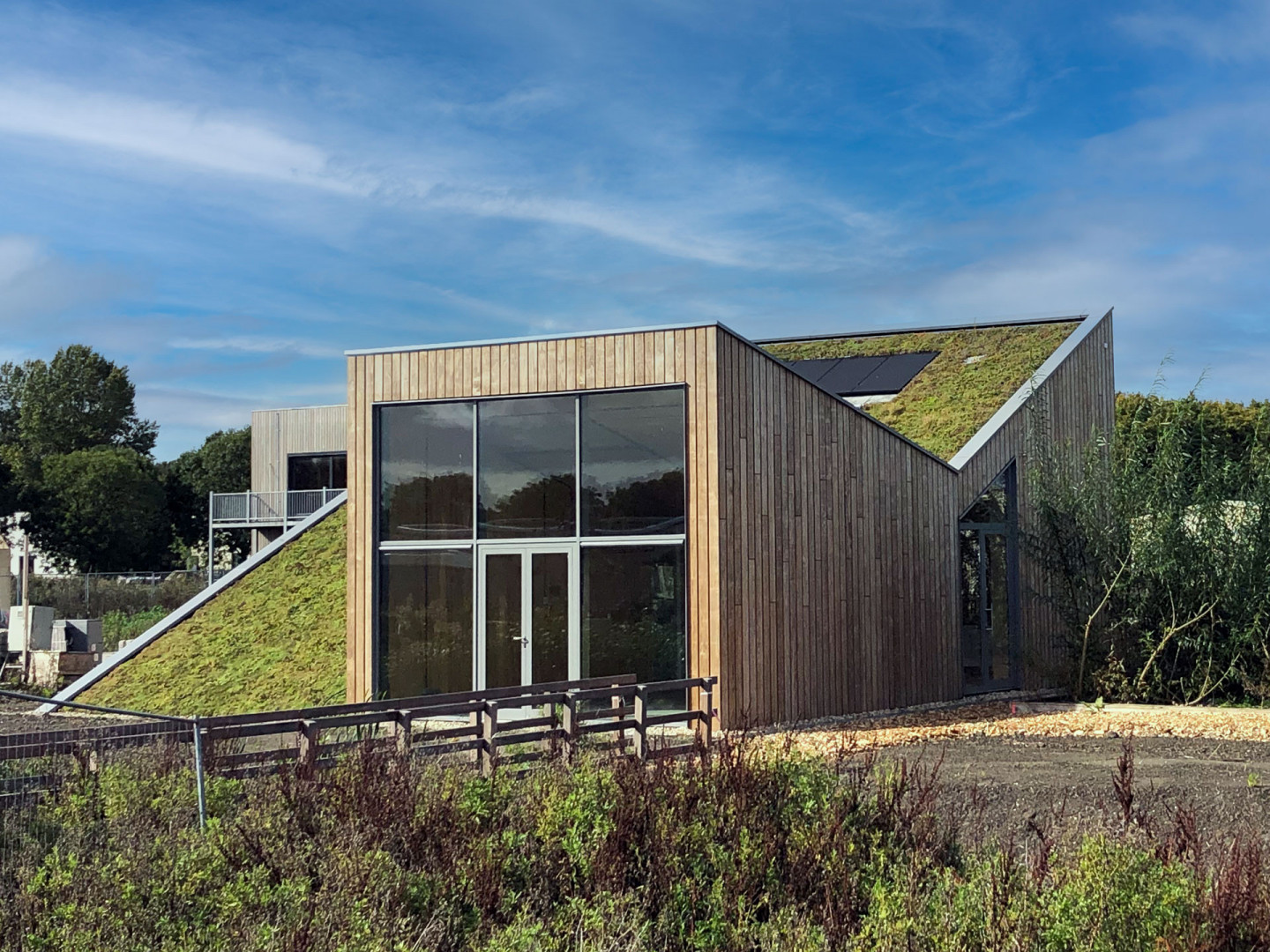 Nieuwbouw gemeenschappelijk servicegebouw