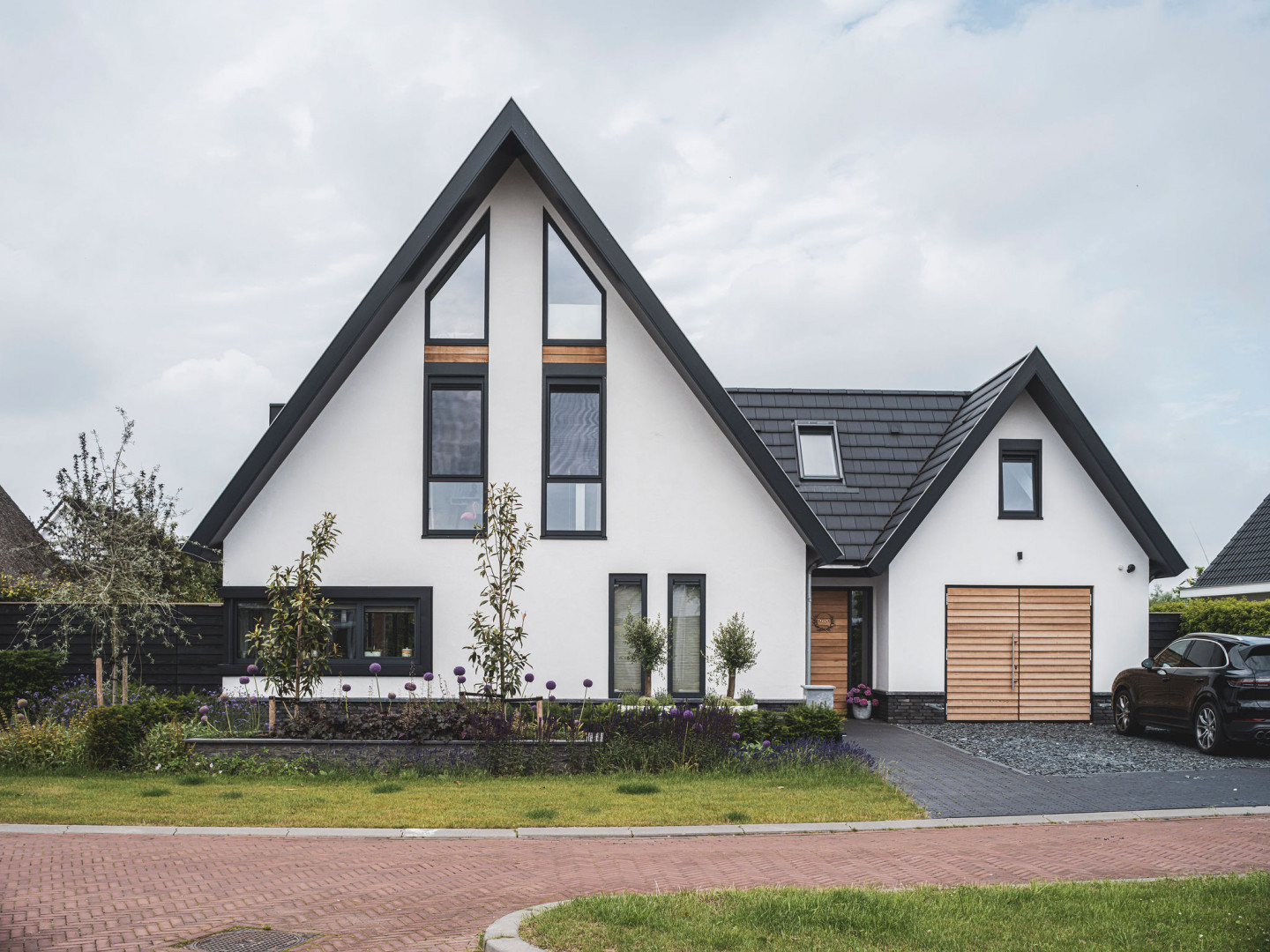 Landelijke woning met uitbouw