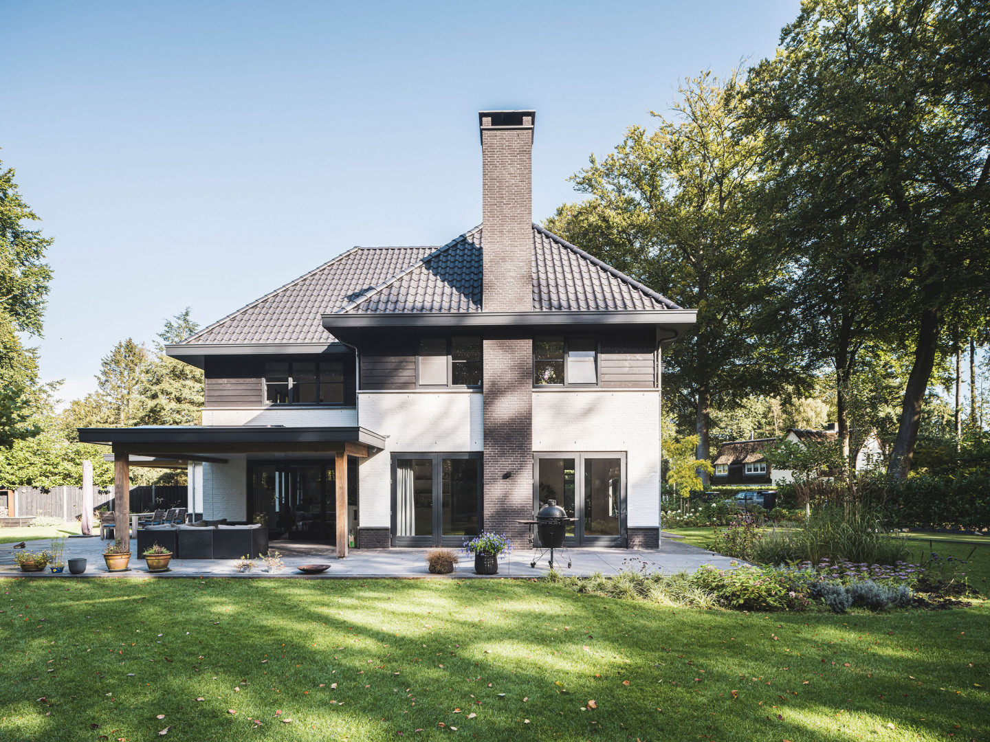 Een statig gebouwde villa in 't Gooi