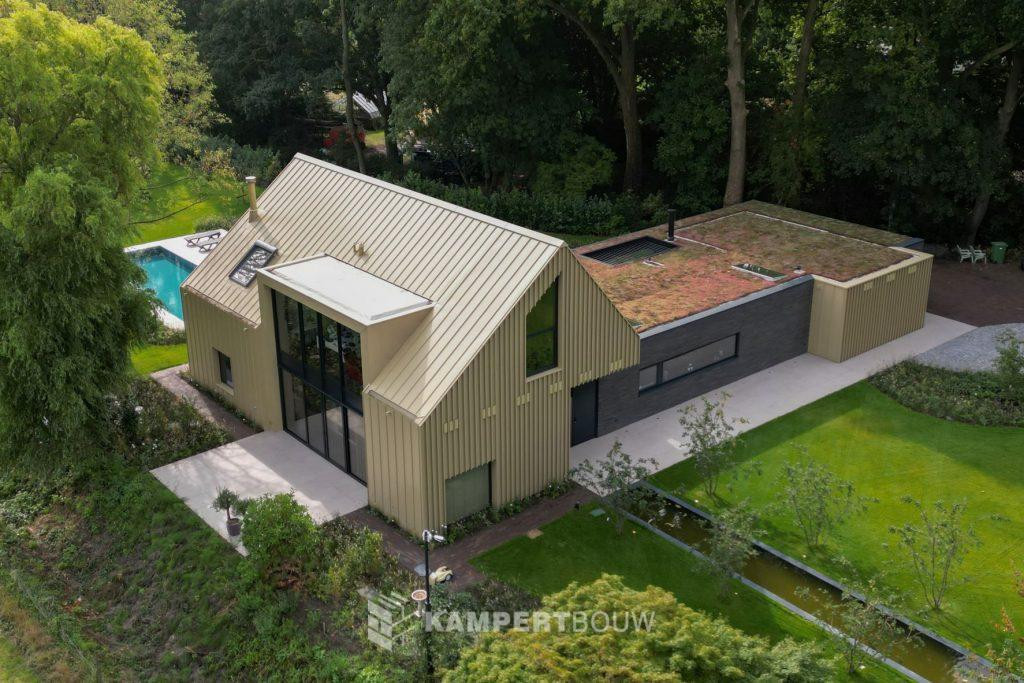 Modern landhuis met aluminium dak- en gevelbekleding in Elst
