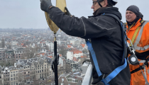 Haan opnieuw plaatsen kerk de Krijtberg Amsterdam