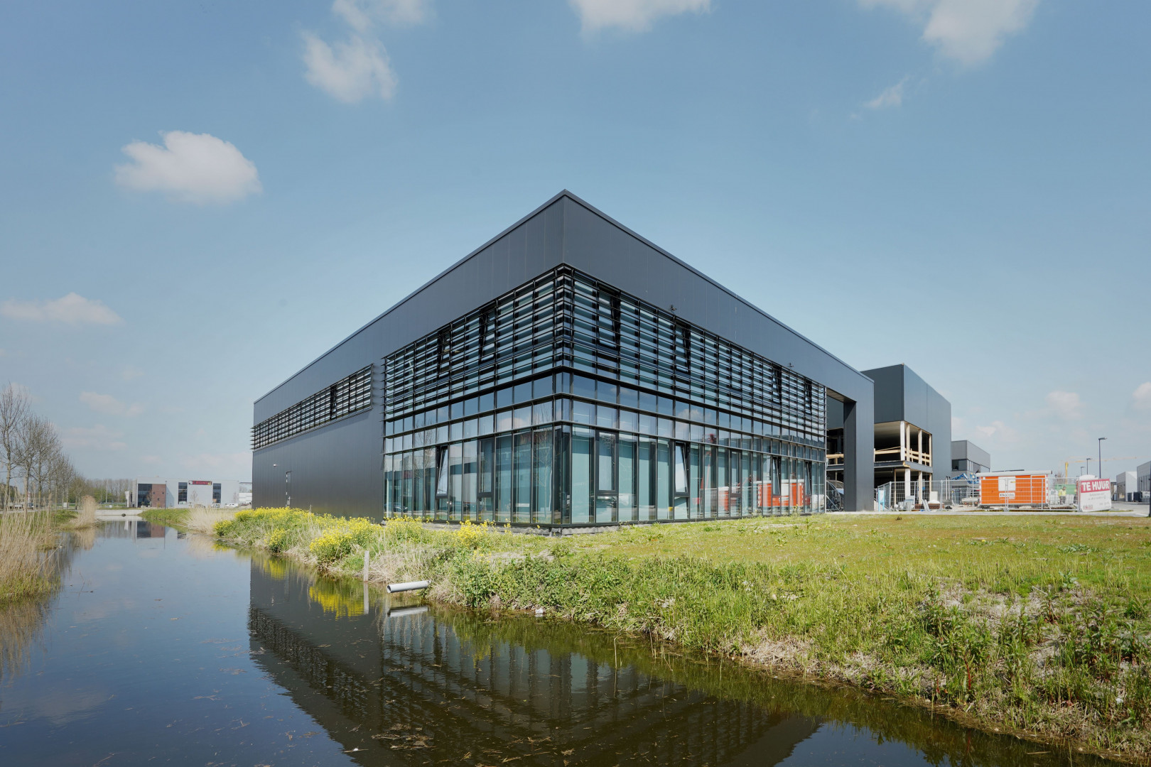 Nieuwbouw bedrijfspand