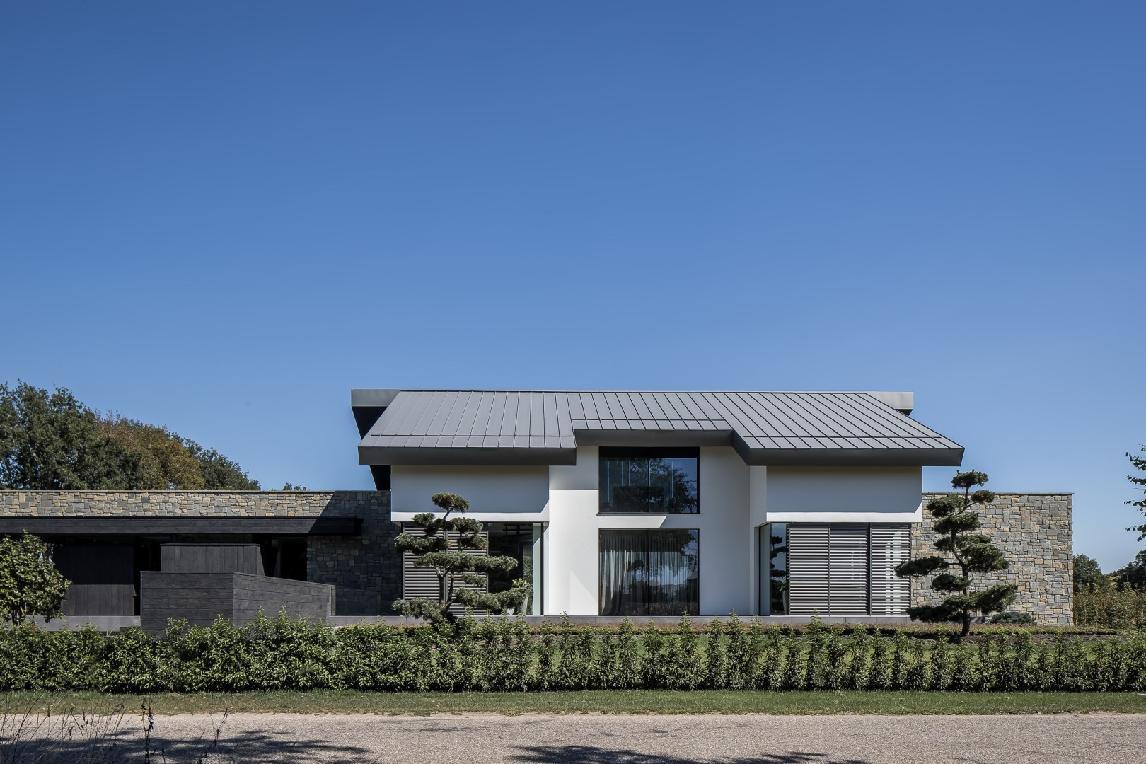 Villa around the wall