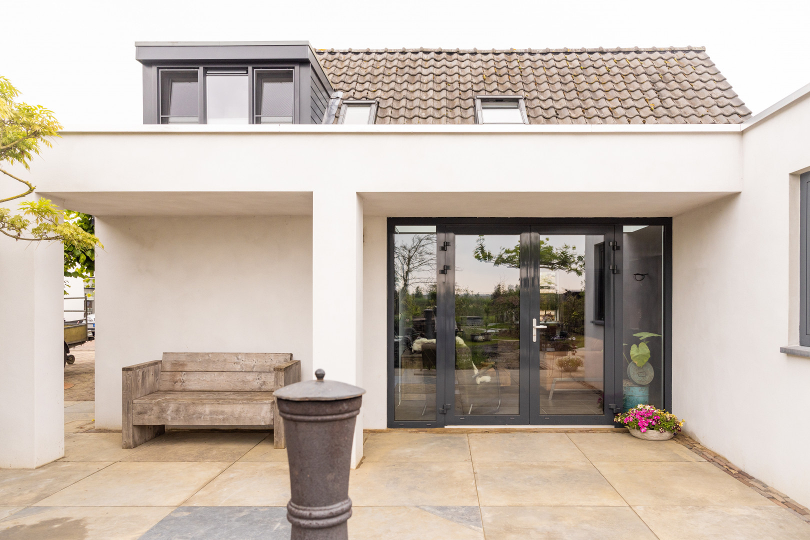 Verbouwing met aanbouw