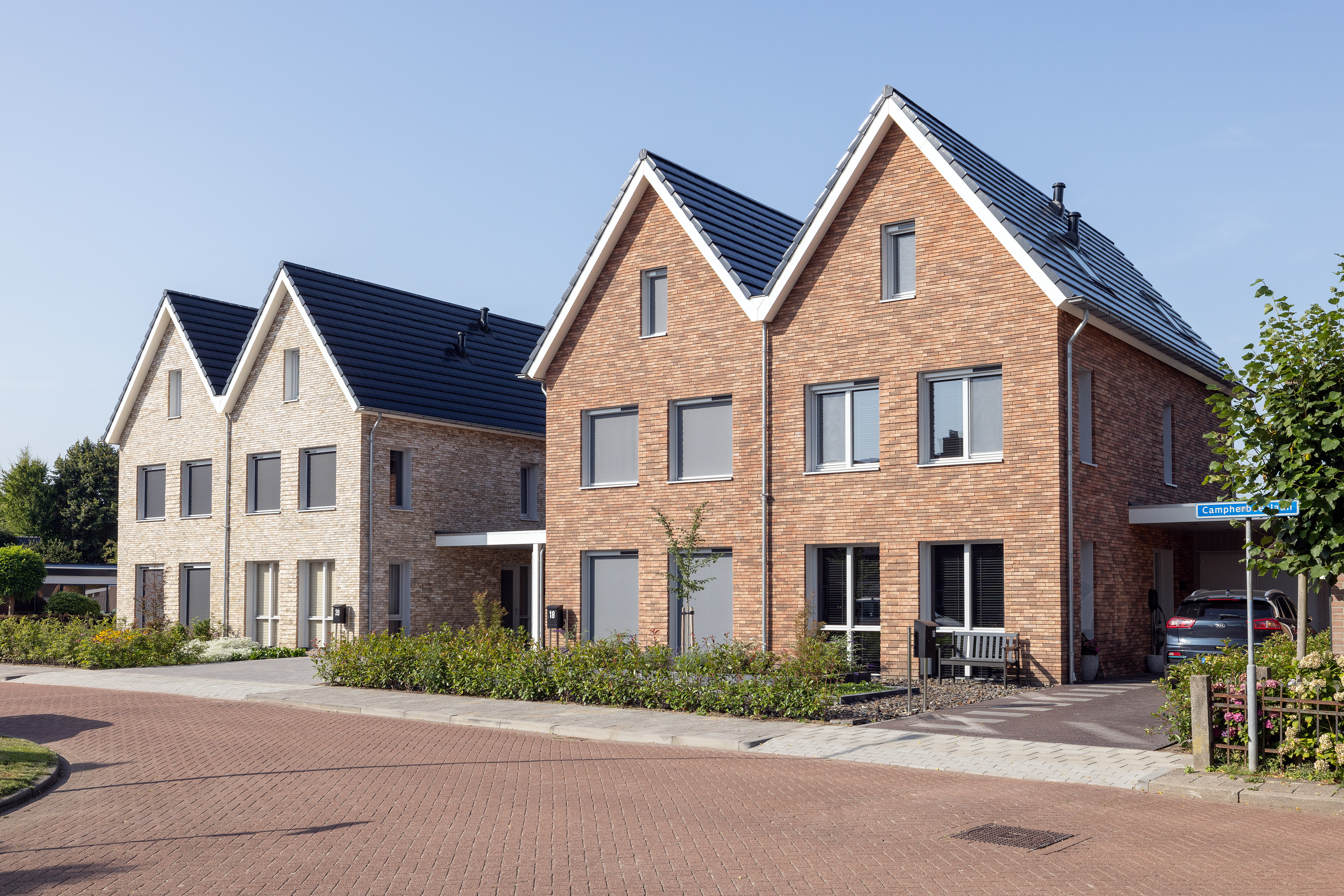 2 onder 1 kap met click brick gevelstenen