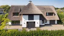 Villa met rietendak